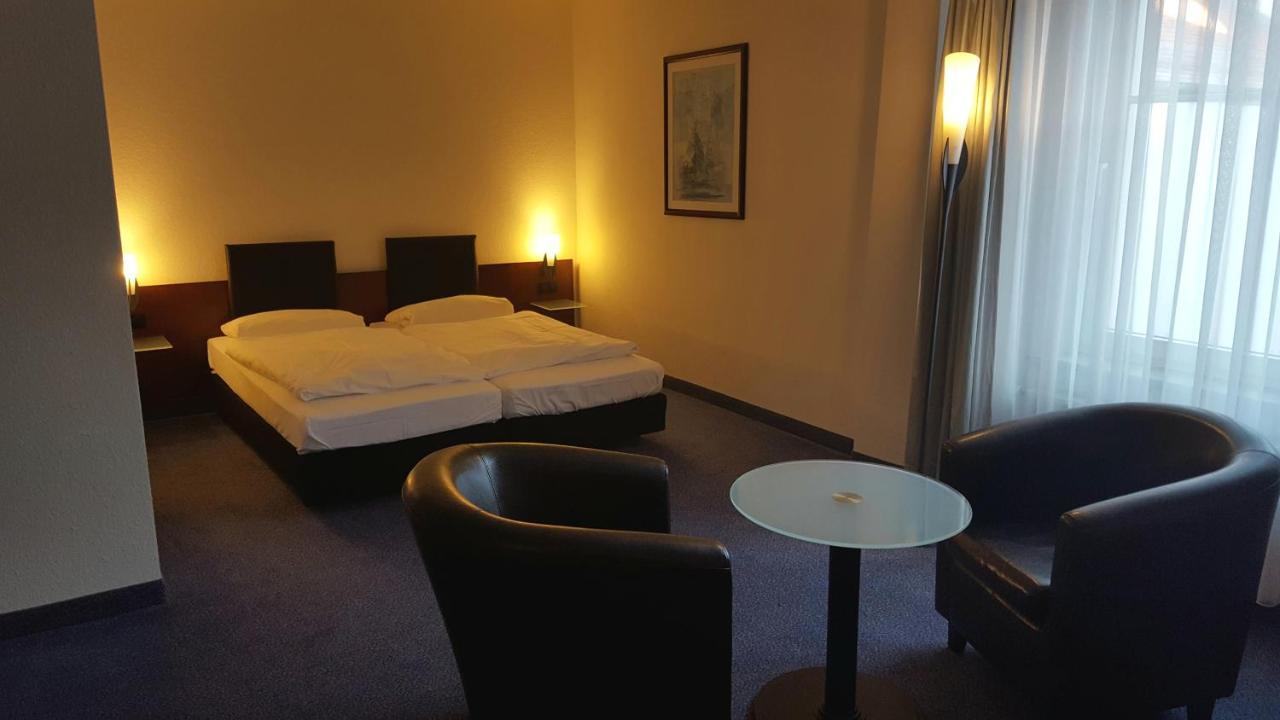 Sweet Dream Hostel & Pension - Self Check-In กึสโทรว์ ภายนอก รูปภาพ